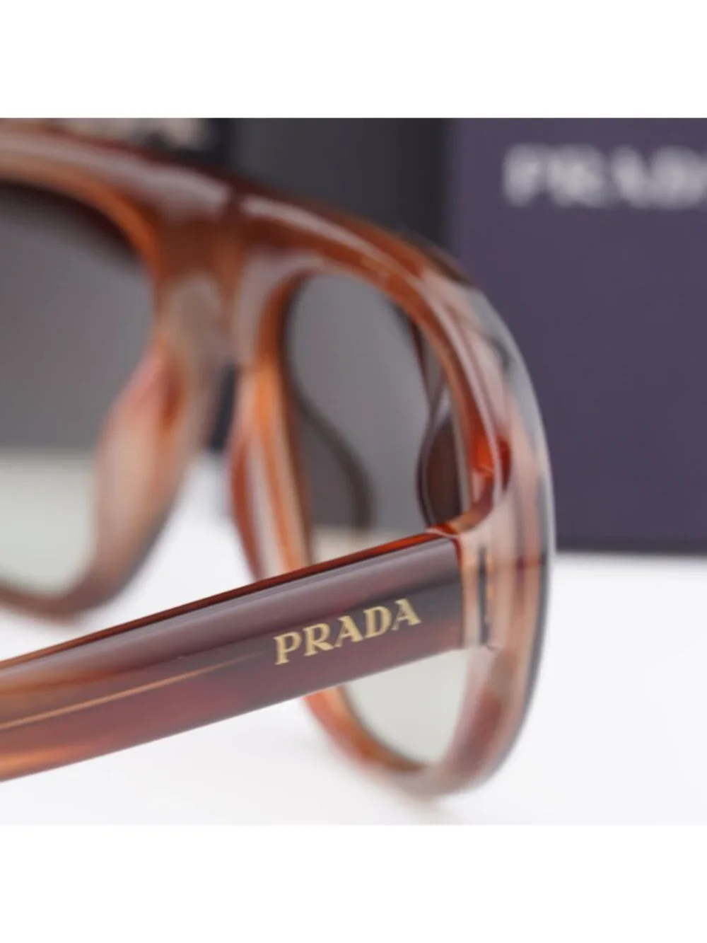 Prada model prc05s